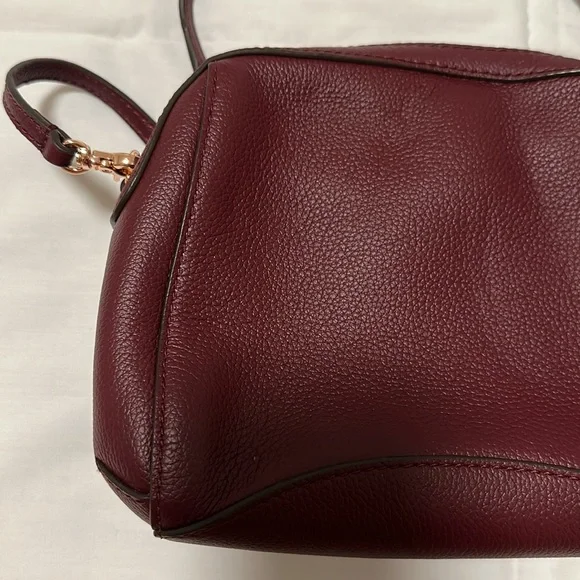 Mimco Crossbody Bag in Bordeaux - Picture 15 of 17